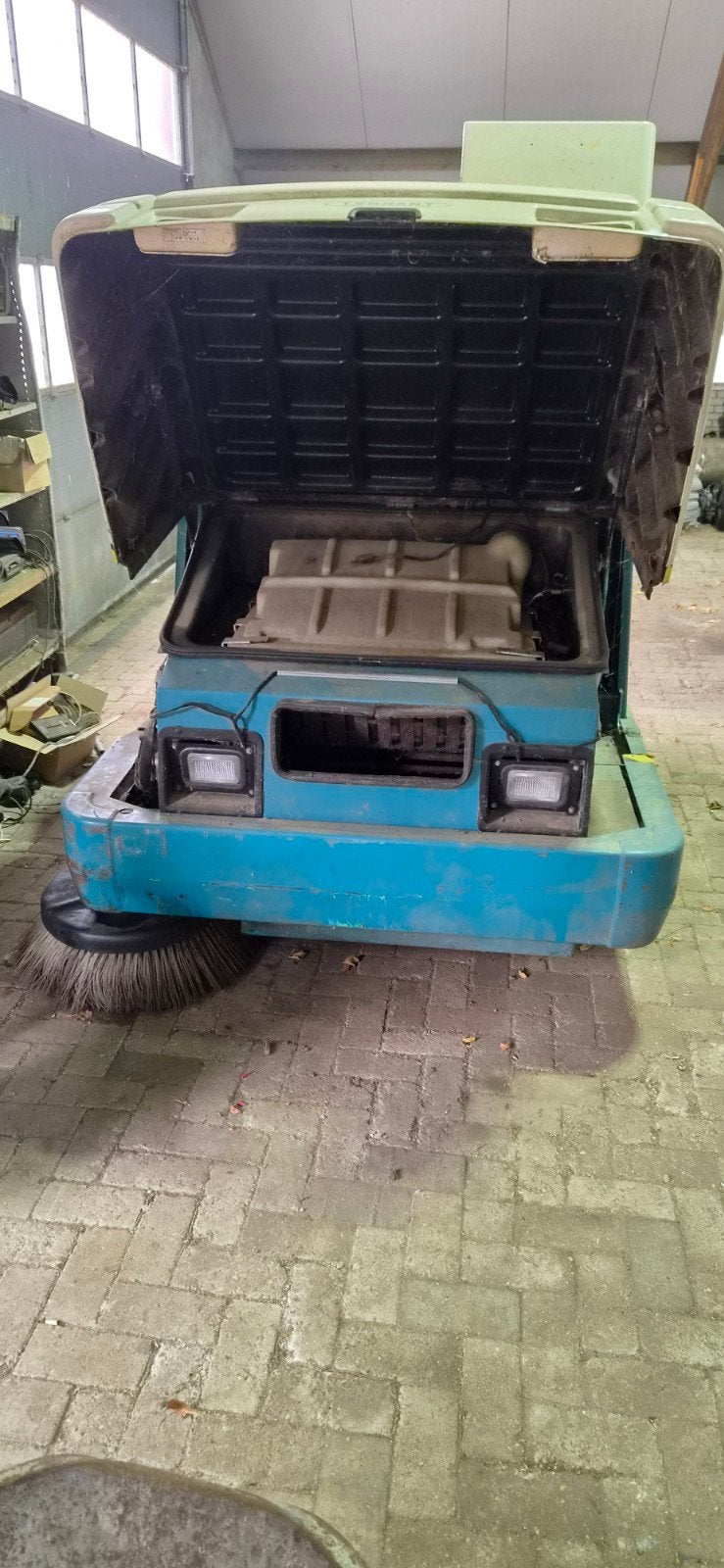 Tennant 6550 Veegmachine -, Zakelijke goederen, Ophalen