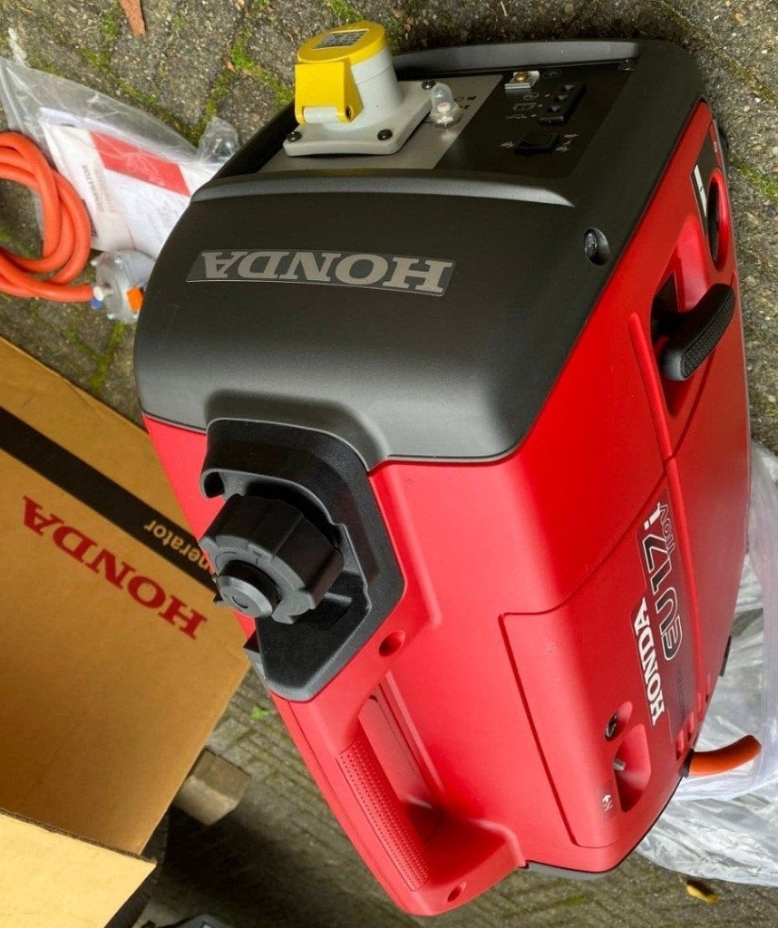 Honda EU17i Generator Benzine en Gas, Benzine, Nieuw, Ophalen of Verzenden, Geluidgedempt