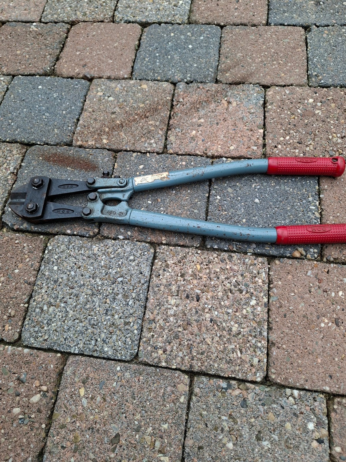 Betonijzerschaar., Ophalen, Zo goed als nieuw