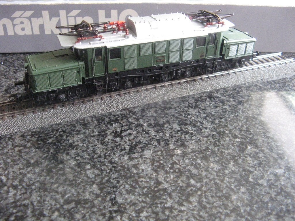 MÄRKLIN 3300 Duitse krokodil E194 uit jubileumset, Hobby en Vrije tijd, Modeltreinen | H0, Wisselstroom, Locomotief, Ophalen of Verzenden