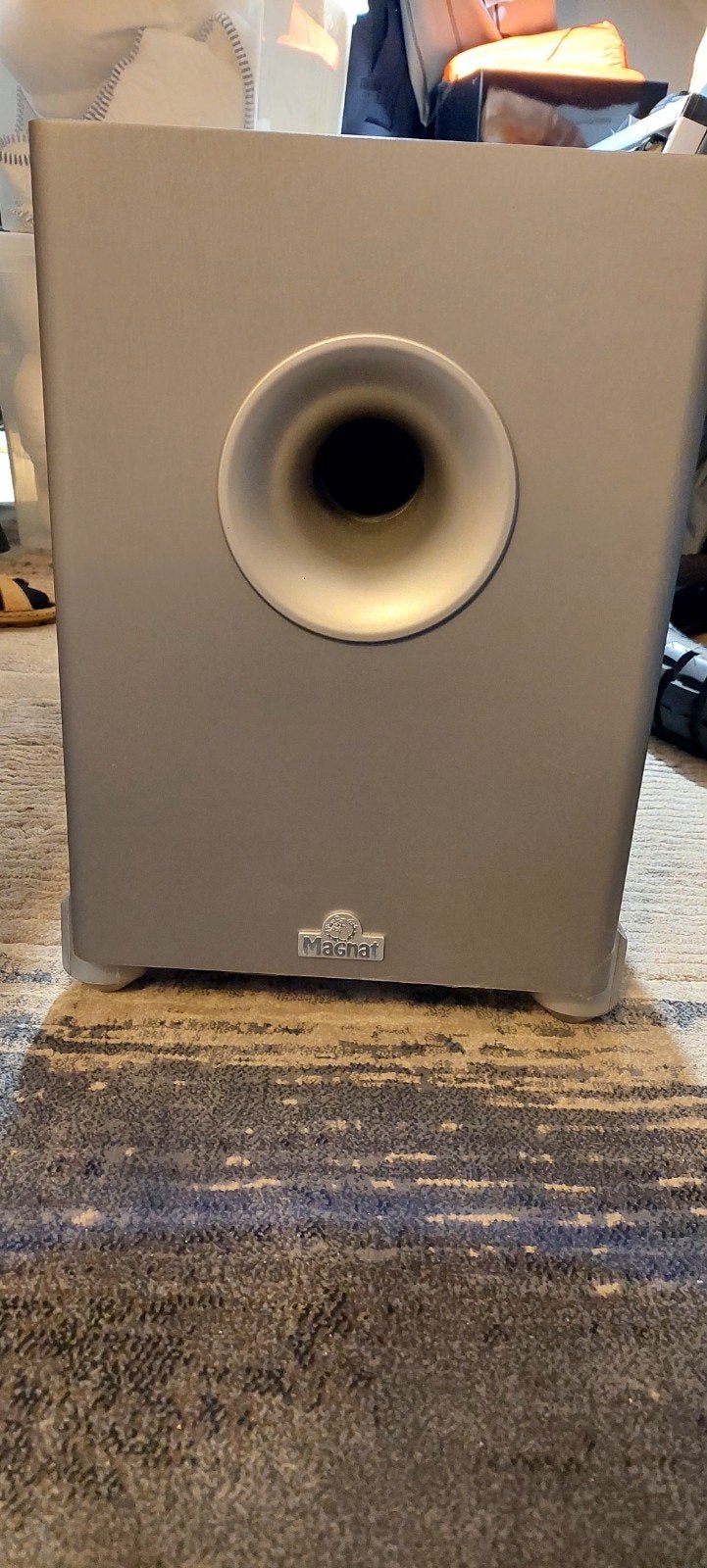 Magnat Active Subwoofer - krachtige Bas, Audio, Tv en Foto, Ophalen, Subwoofer, Magnat, Minder dan 60 watt