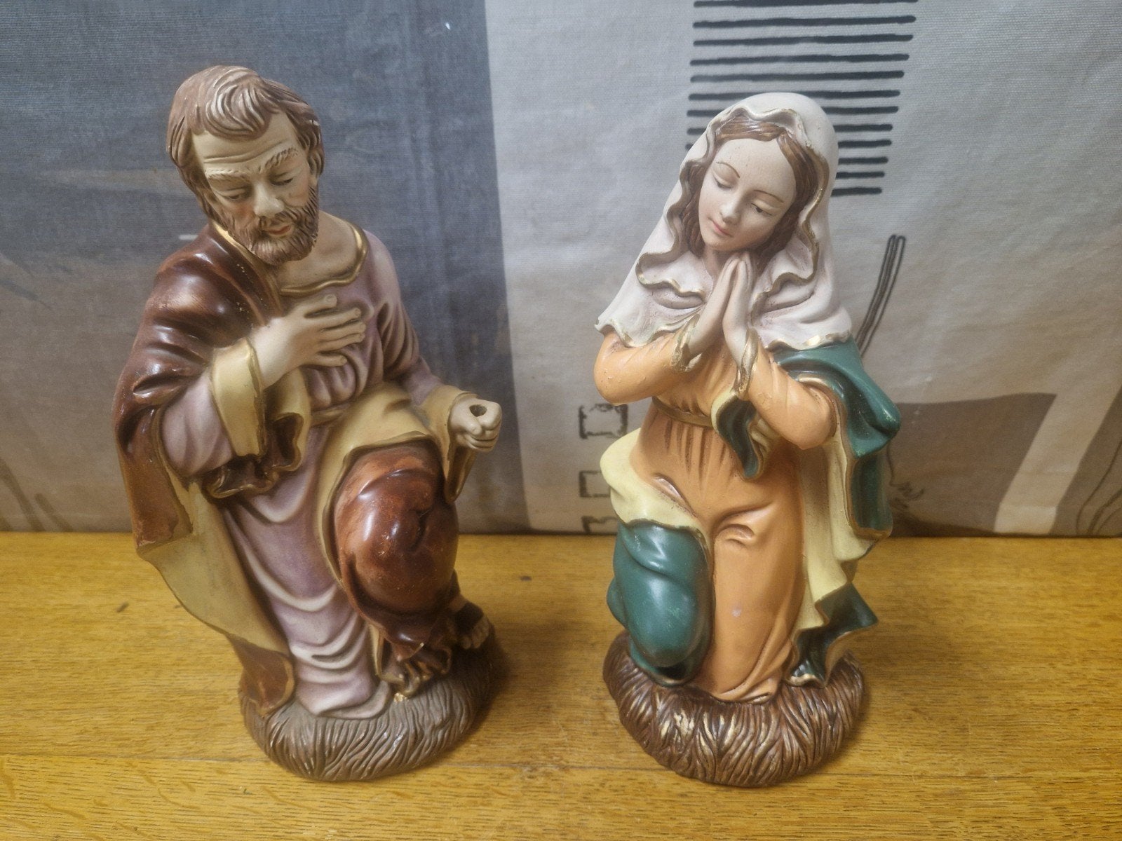 Jozef en Maria beeld porcelein Knielend 26cm hoog, Diversen, Kerst, Ophalen of Verzenden, Gebruikt