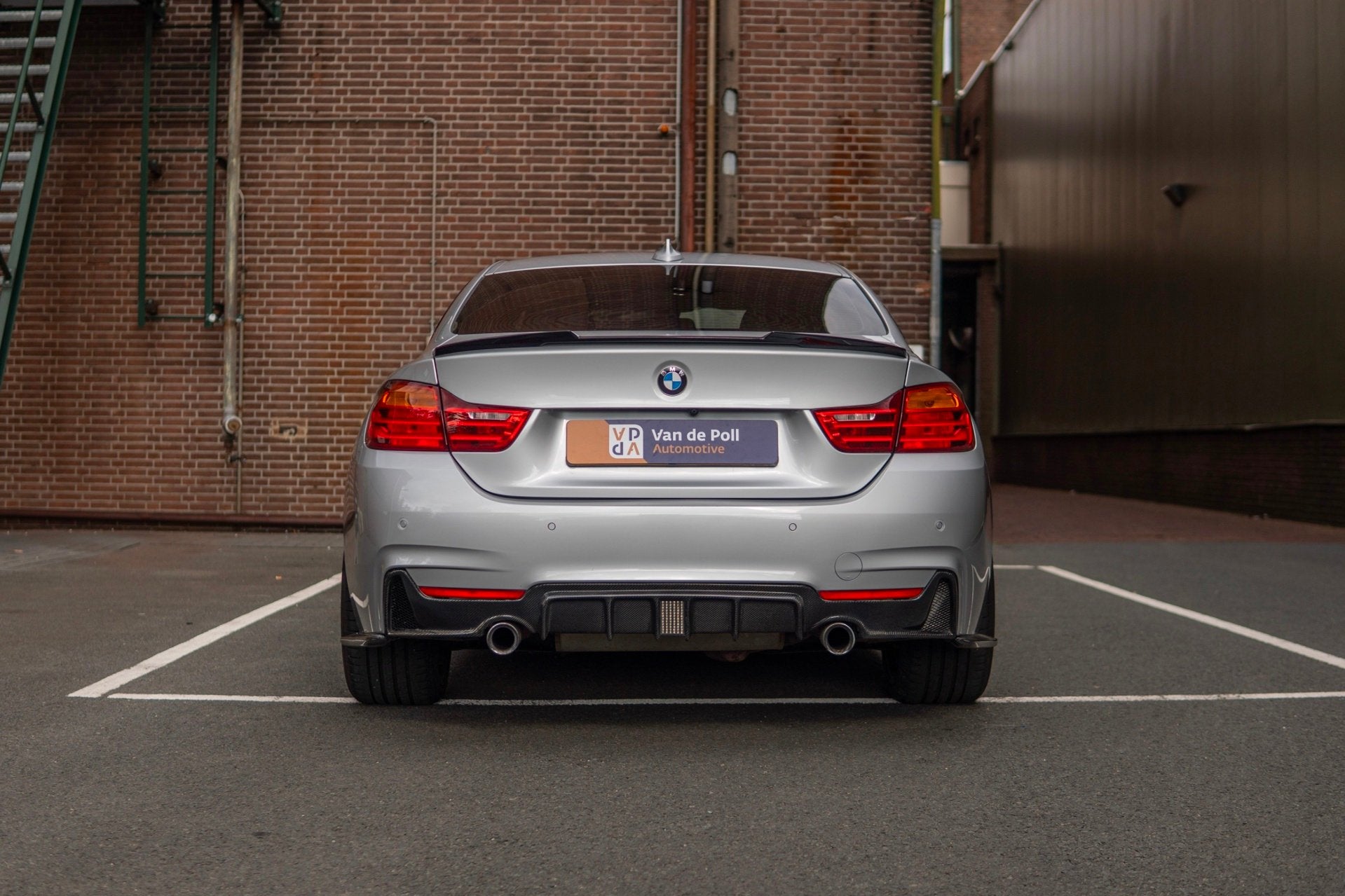 BMW 4-serie Coupé 435i xDrive High Executive M Sport BOMVOL, Auto's, Automatische klimaatregeling, 4-Serie, 4 stoelen, Leder
