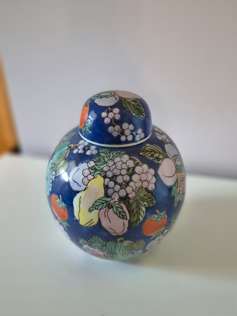 Antieke Chineze Thee kan, kopjes en bordjes en vaas met dop, Ophalen, Aziatisch, Zo goed als nieuw, Kop(pen) en/of Schotel(s)