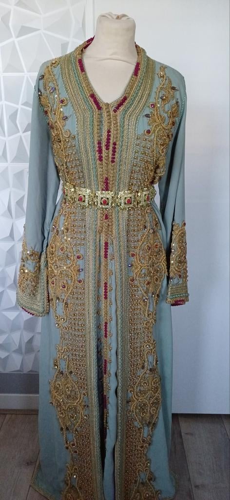 Prachtige mintgroene takchita, M/XL, Ophalen of Verzenden, Gedragen, Maat 38/40 (M), Groen
