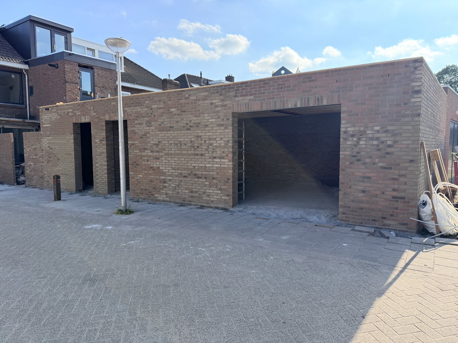 Nieuwe garage - opslag 41M2 Ring Eindhoven - Kronehoefstraat, Noord-Brabant