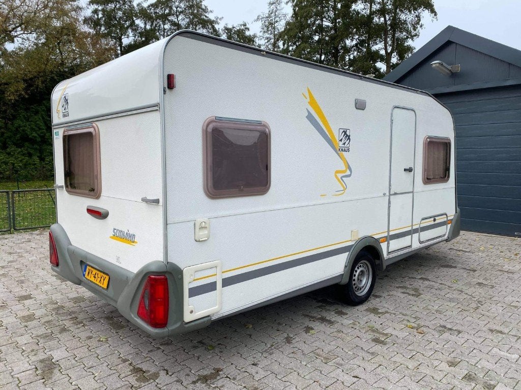 Knaus Sudwind 450 TF - caravan met voortent en mover., Caravans en Kamperen, Rondzit, Vast bed, Particulier, Luifel