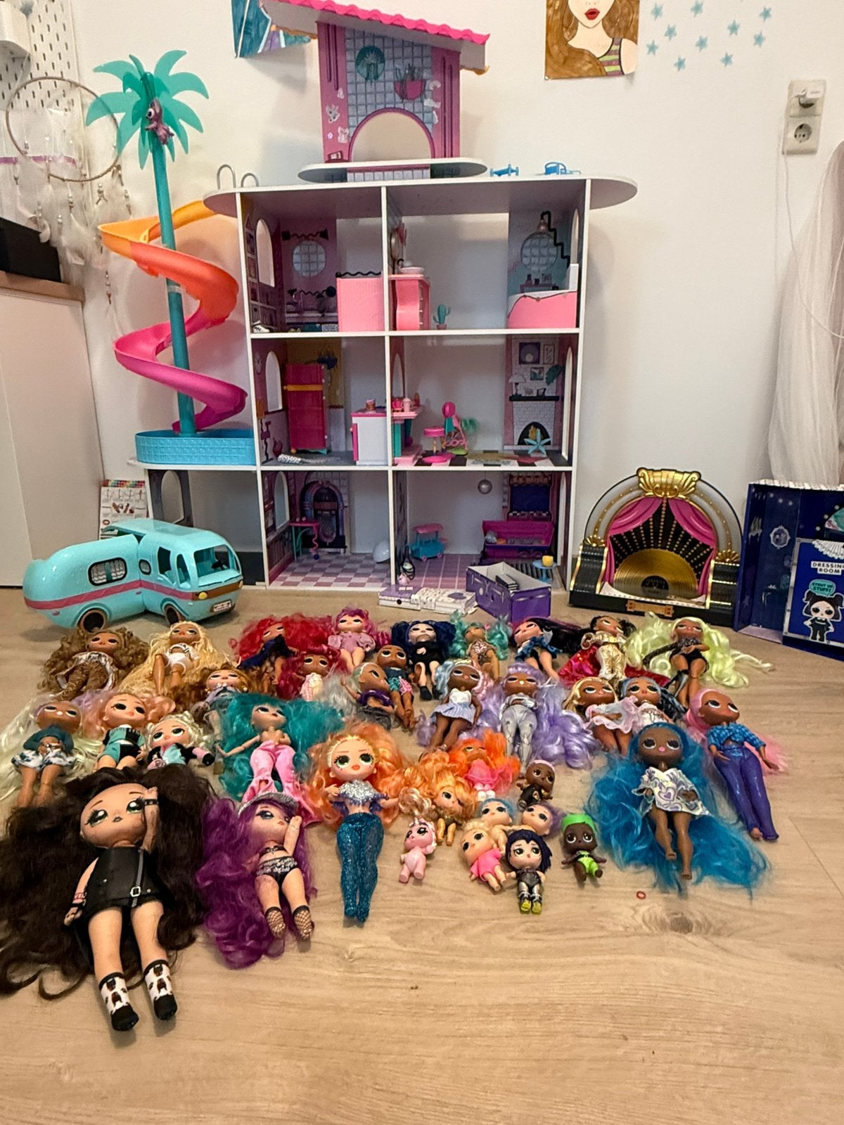Lol poppenhuis incl poppen, Ophalen, Zo goed als nieuw, Overige typen