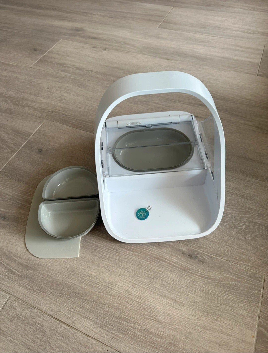 surefeed microchip voerbak, Dieren en Toebehoren, Ophalen, Zo goed als nieuw