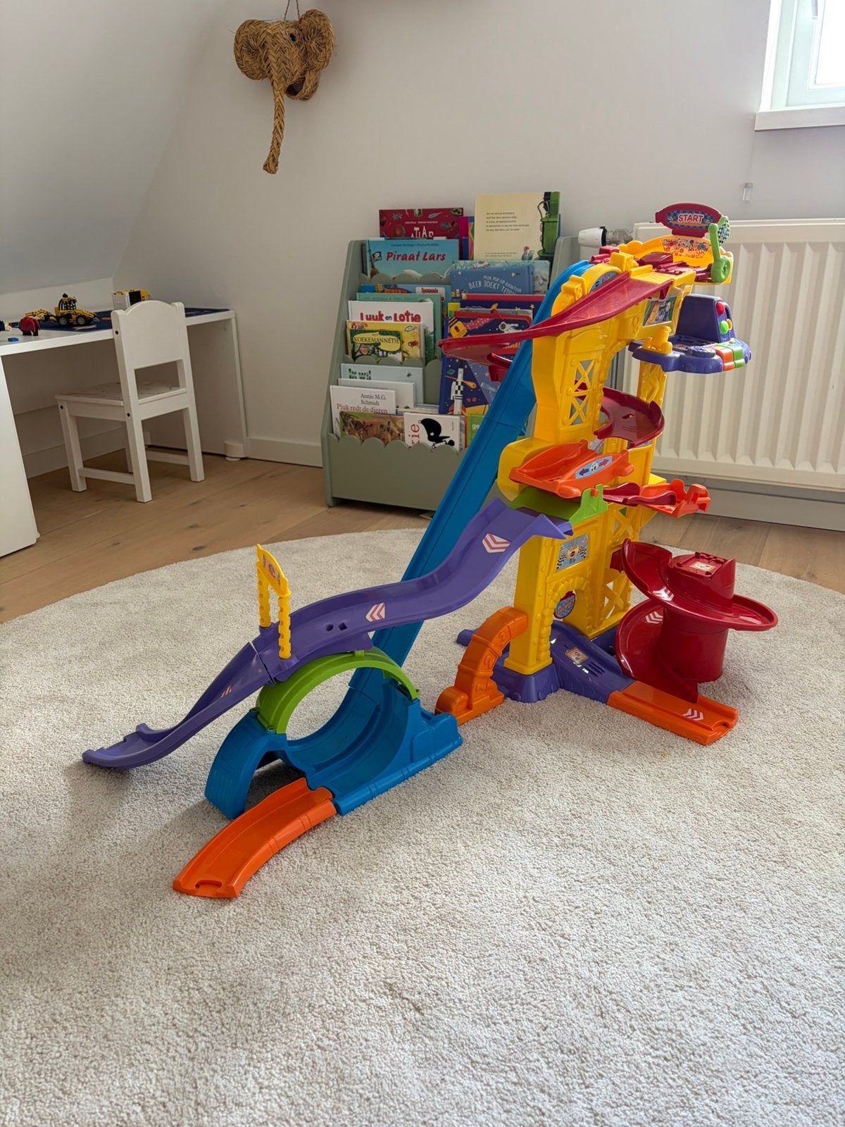 Vtech toet toet racebaan + auto’s + losse onderdelen, Ophalen, Gebruikt, Handmatig, Overige merken