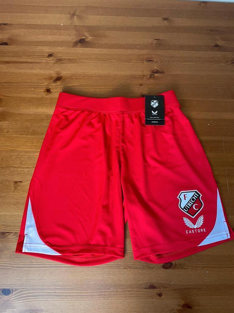 FC Utrecht Castore Voetbalbroekje Rood maat S Nieuw, Castore, Nieuw, Ophalen of Verzenden, Voetbal