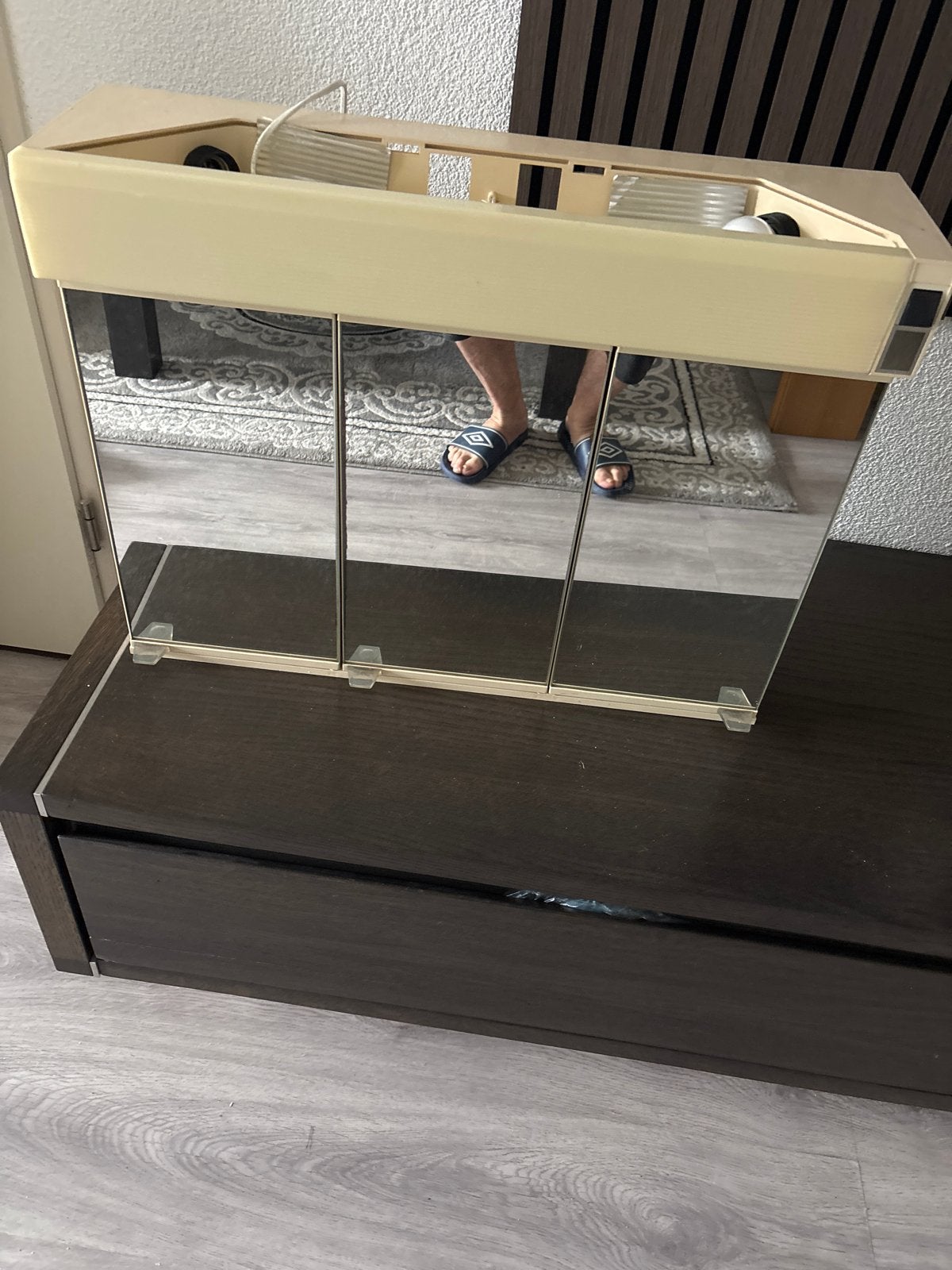 Spiegelkast voor badkamer - met verlichting, Minder dan 25 cm, Minder dan 100 cm, Gebruikt, Spiegelkast