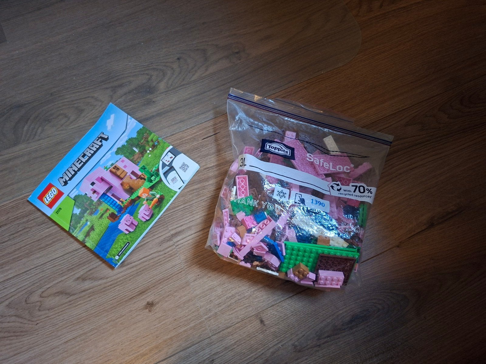 Lego minecraft 21170: het huis van het biggetje, Ophalen, Gebruikt