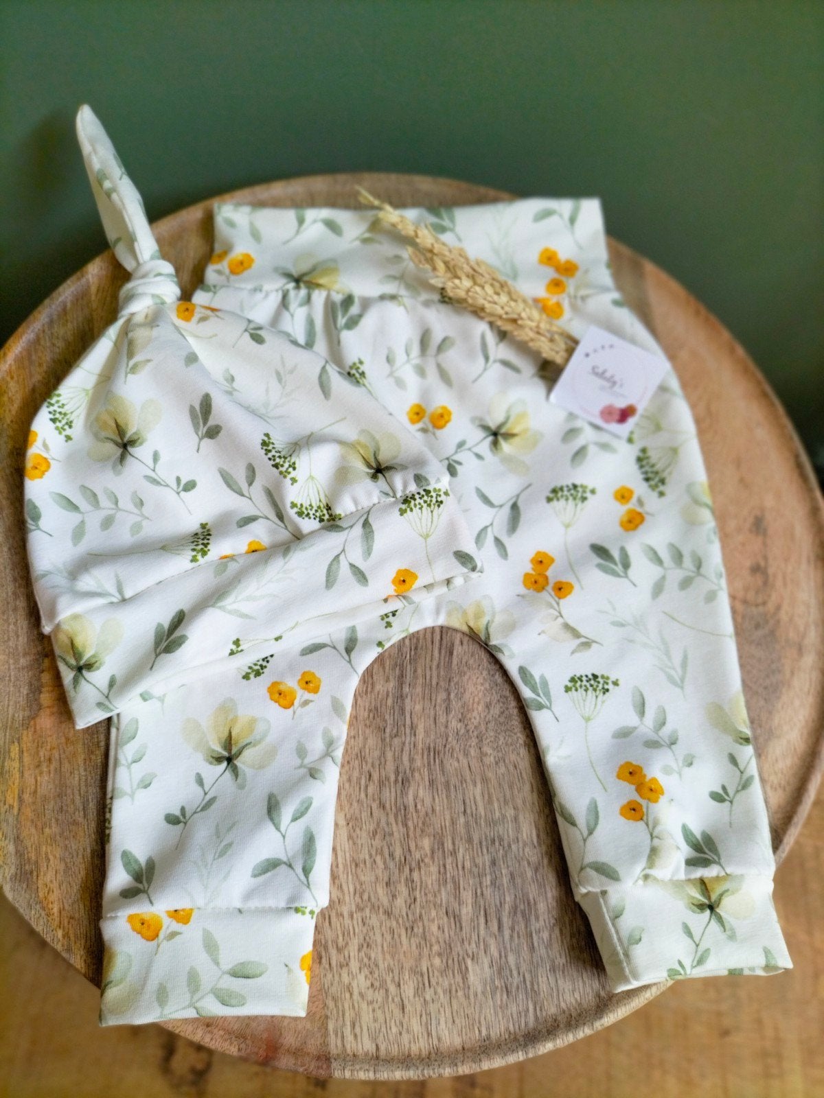 Nieuw Handgemaakt • Babybroekje en mutsje 50/56, Kinderen en Baby's, Broekje, Nieuw, Ophalen of Verzenden, Info@salutys.nl
