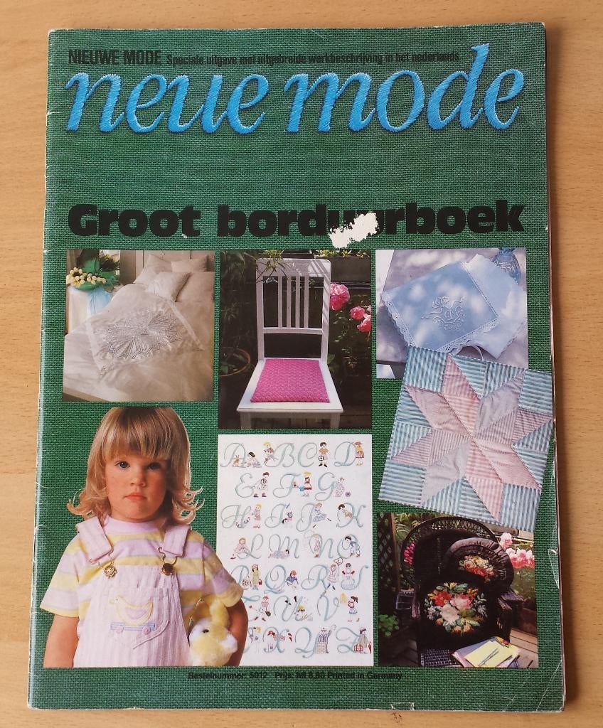 Neue Mode - Groot Borduurboek - 1985, Gebruikt, Ophalen of Verzenden, Handborduren, Nvt