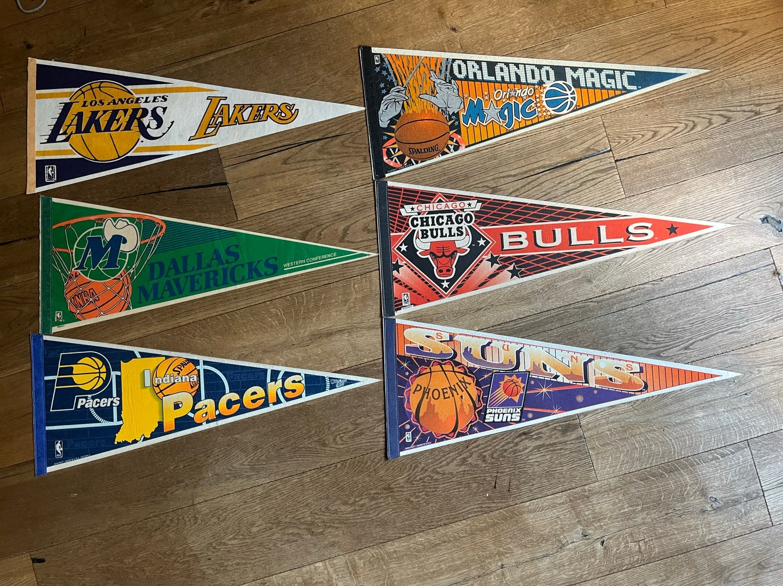 Set van 6 NBA basketbal vlaggen/pennants (vintage), Verzamelen, Ophalen of Verzenden, Gebruikt
