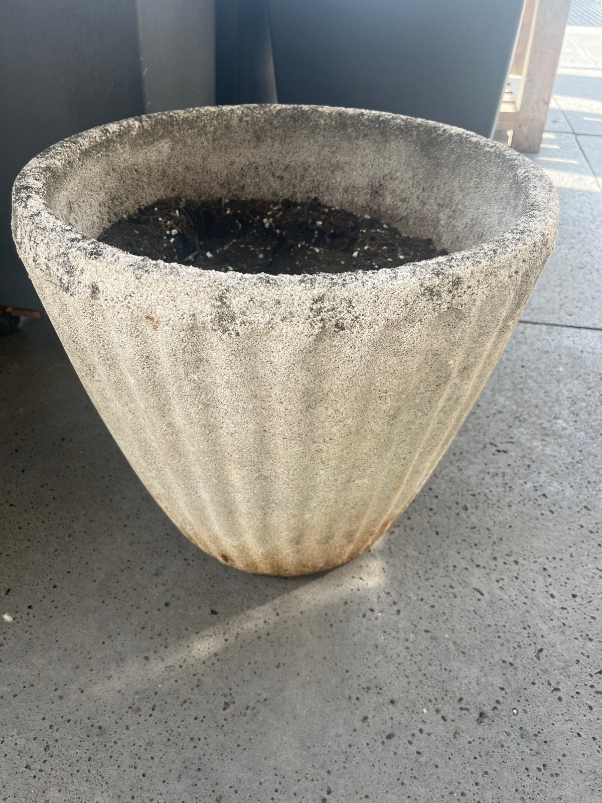 Grote betonnen bloempot, hoogte 37 cm, Ophalen, Gebruikt, 40 cm of meer, Rond