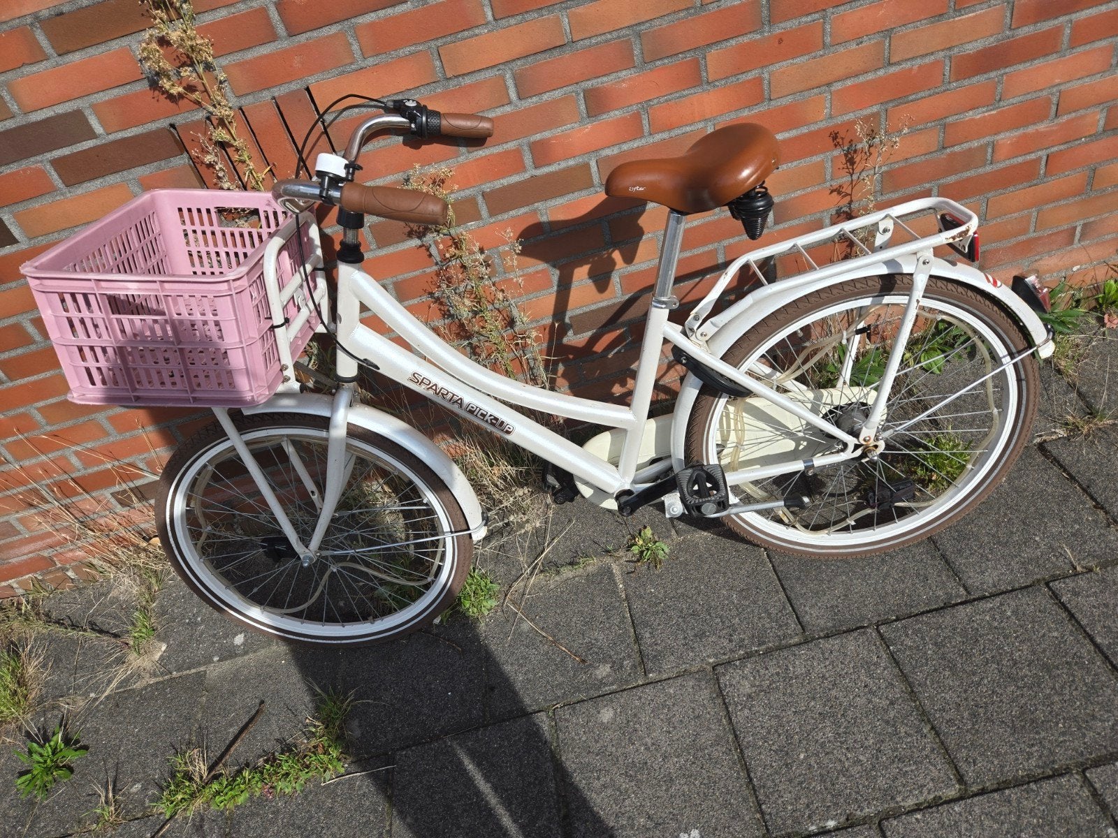 Sparta Pick-Up Damesfiets - Wit met Roze Mand, Ophalen, Terugtraprem, Sparta, 50 tot 53 cm