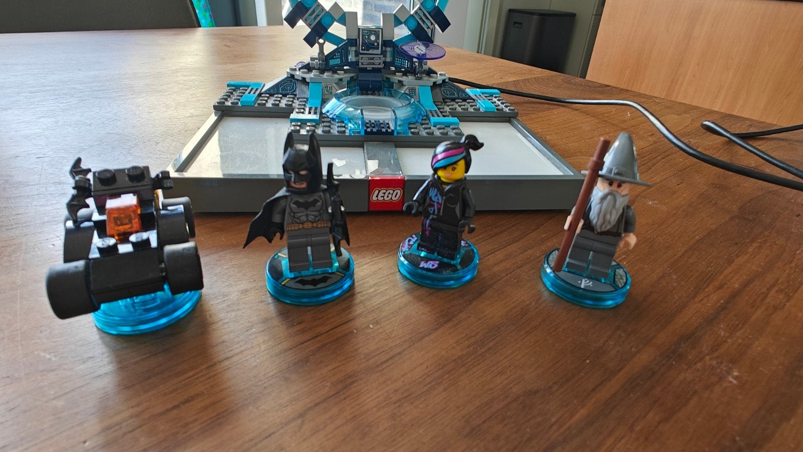 LEGO Dimensions xbox360  Starter Pack + Extra Figuren, Ophalen of Verzenden, Zo goed als nieuw, Overige merken