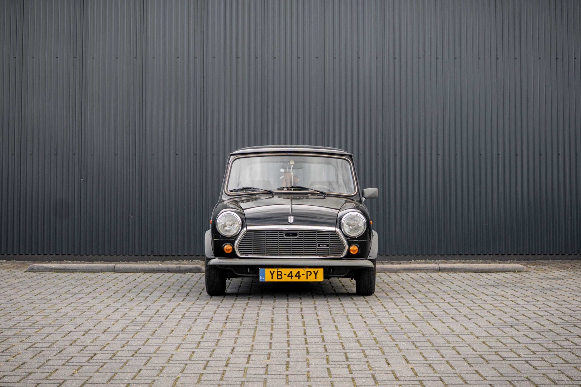 MINI 1000 E K9 | 4-Zits (bj 1990), Auto's, Oldtimers, Voorwielaandrijving, Lederen bekleding, Leder en Stof, Zwart