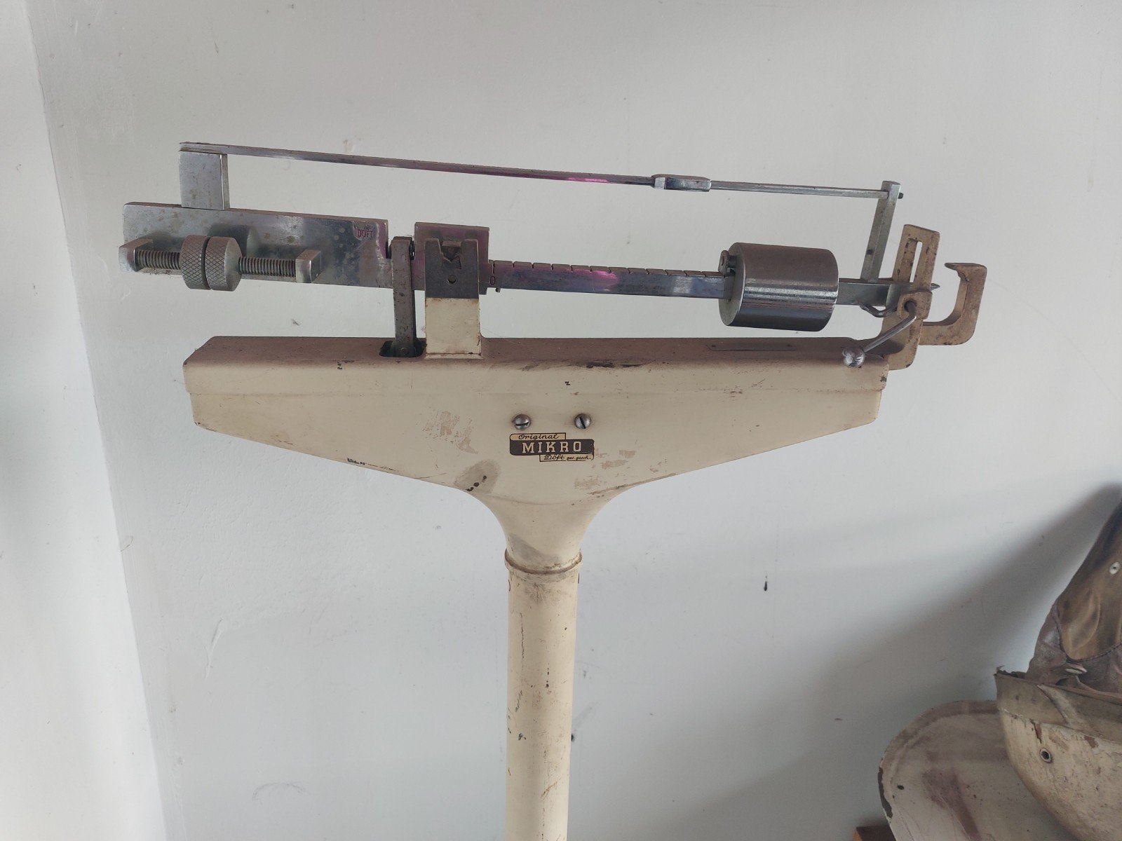 Antieke Mikro Vloerweegschaal - Vintage Weegschaal, Ophalen, Gebruikt, Vloerweegschaal, 200 kg of meer