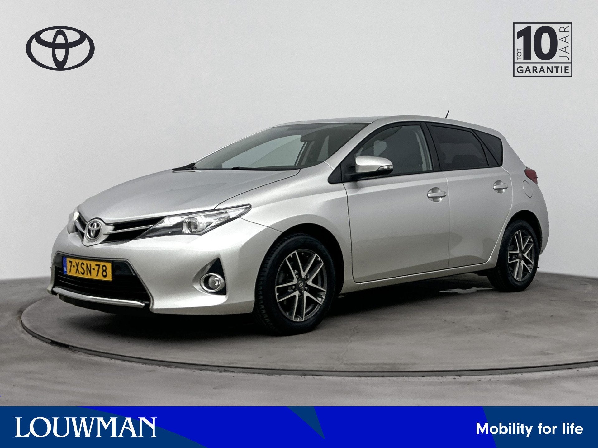 Toyota Auris 1.6 Trend | 1300kg trekgewicht | Stoelverwarmin