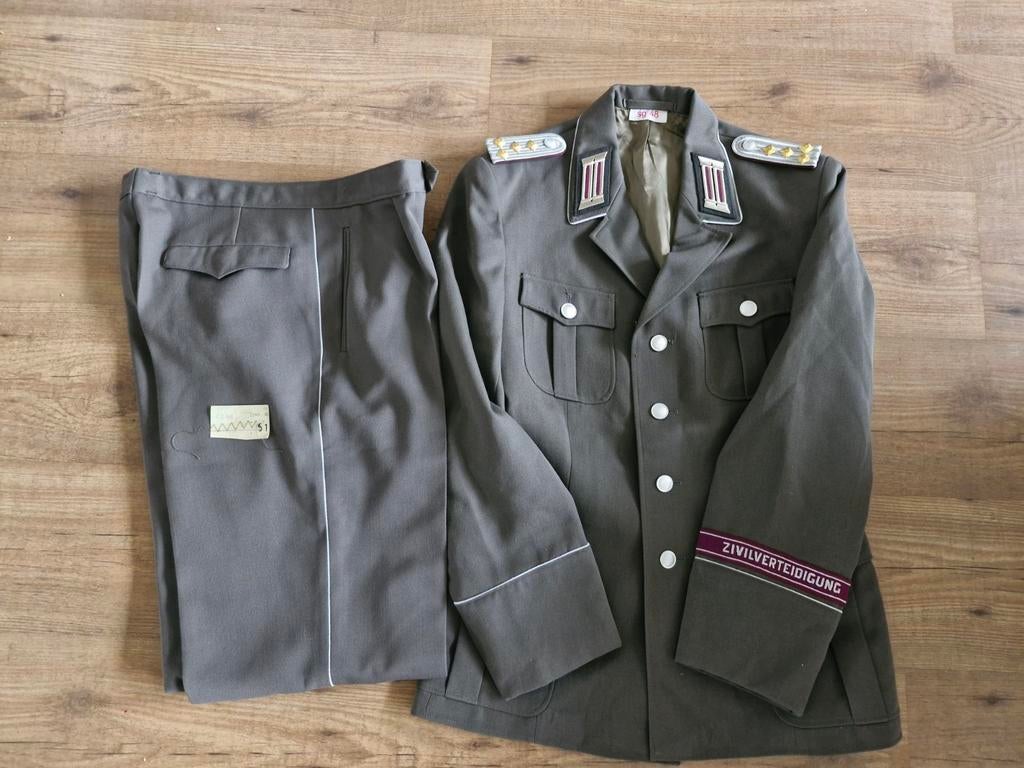 DDR NVA Zivilverteidigung uniform, Verzamelen, Militaria | Algemeen, Ophalen of Verzenden, Landmacht, Duitsland, Kleding of Schoenen