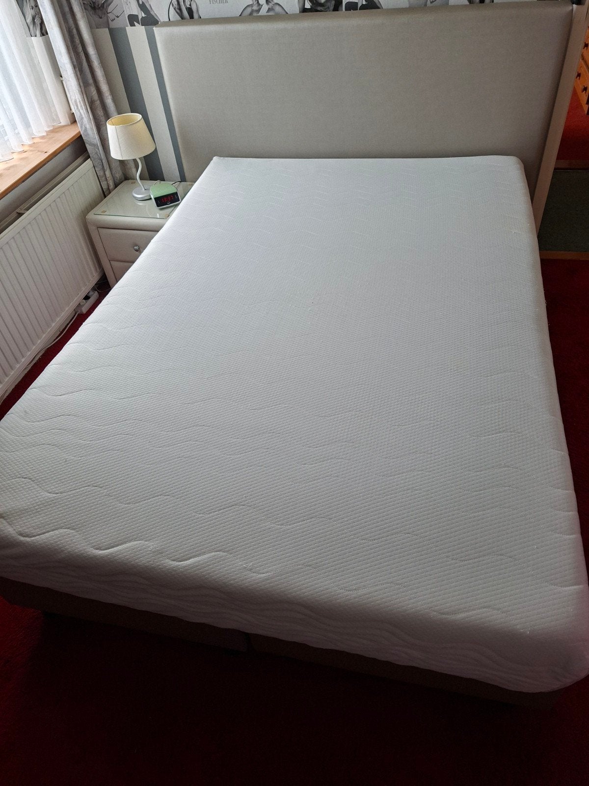 2 persoons boxspring met nachtkastje en matras Z.G.A.N, Ophalen, Beige, Tweepersoons, 140 cm