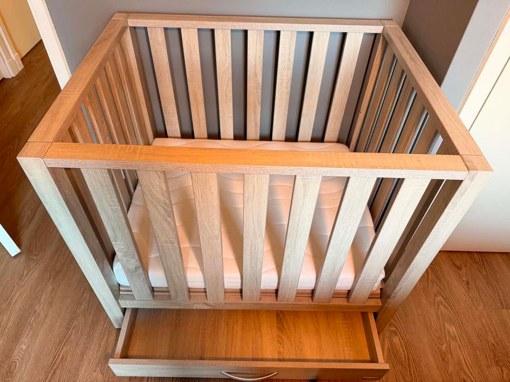 TWF kinderbed met lades en matras - 80x100 cm, Ophalen of Verzenden, Zo goed als nieuw