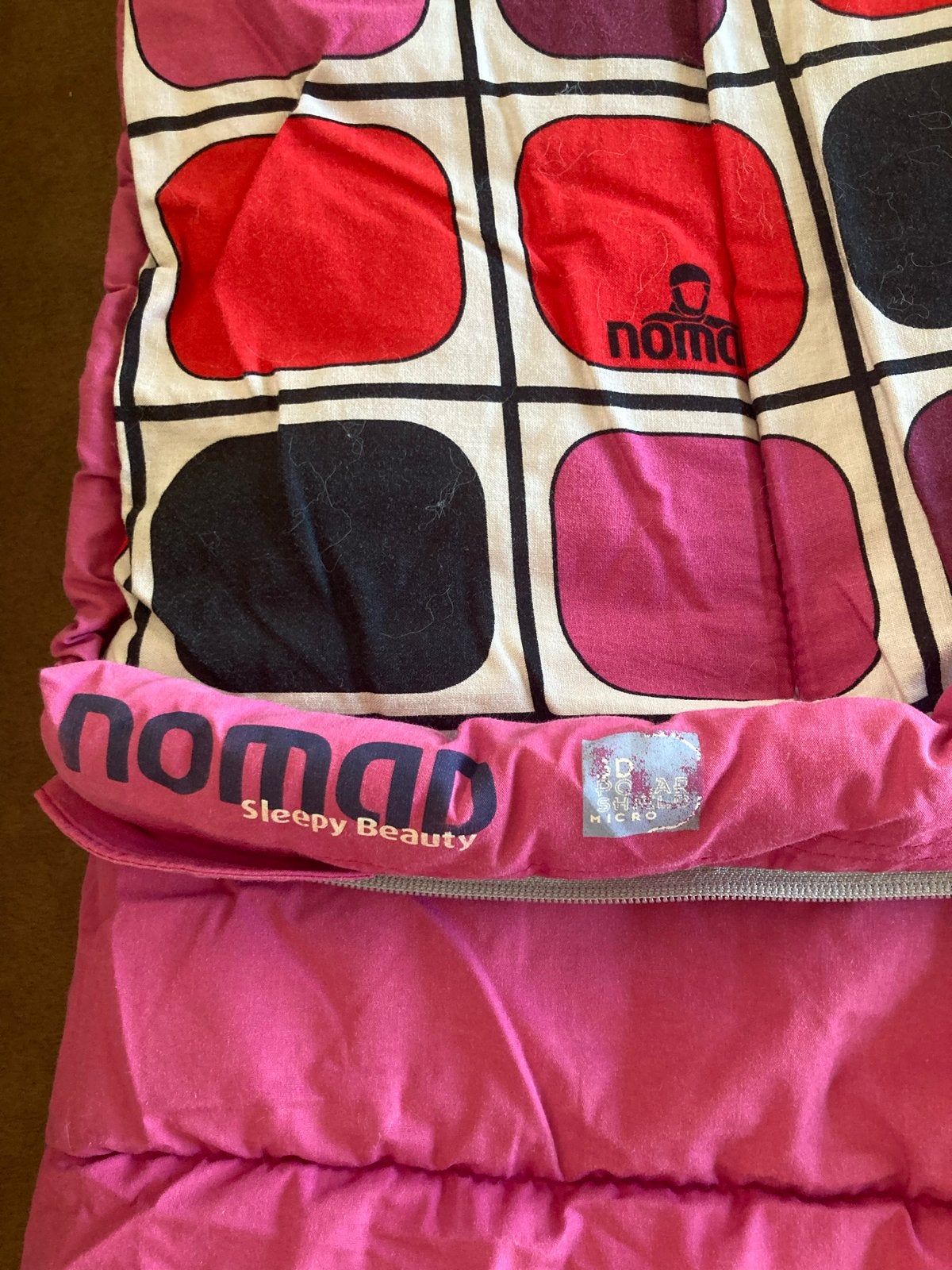 Nomad kinderslaapzak Sleepy Beauty roze met patroon, Caravans en Kamperen, Ophalen of Verzenden, Gebruikt
