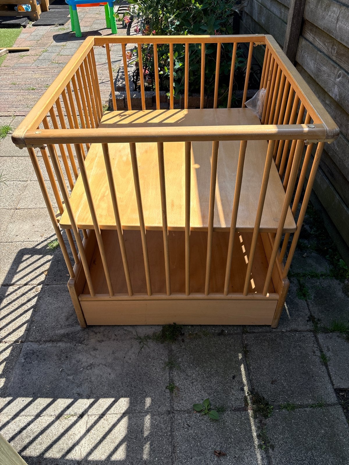 Houten Box met Verstelbare Bodem en Lade, Kinderen en Baby's, Ophalen, Gebruikt, Vierkant, In hoogte verstelbaar