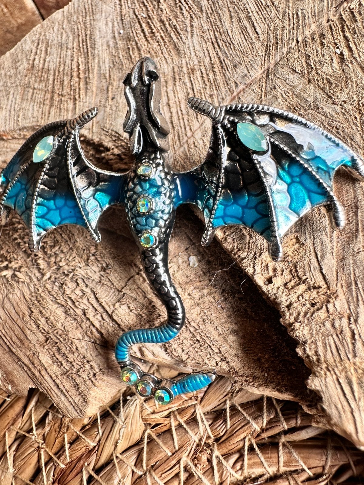 Draken broche / talisman van Wyrm / DND / D&D / Fantasie, Hobby en Vrije tijd, Wargaming, Ophalen of Verzenden, Nieuw