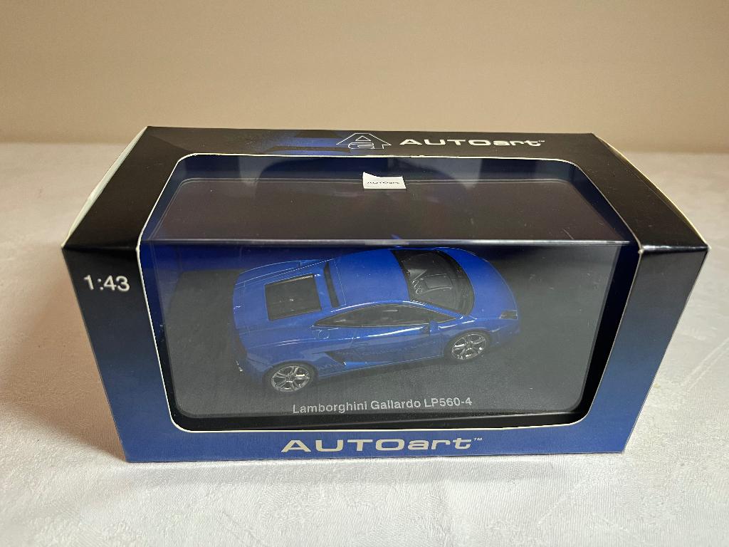 Autoart Lamborghini Gallardo LP560-4 blauw 1:43, Ophalen of Verzenden, Zo goed als nieuw, Auto, Overige merken
