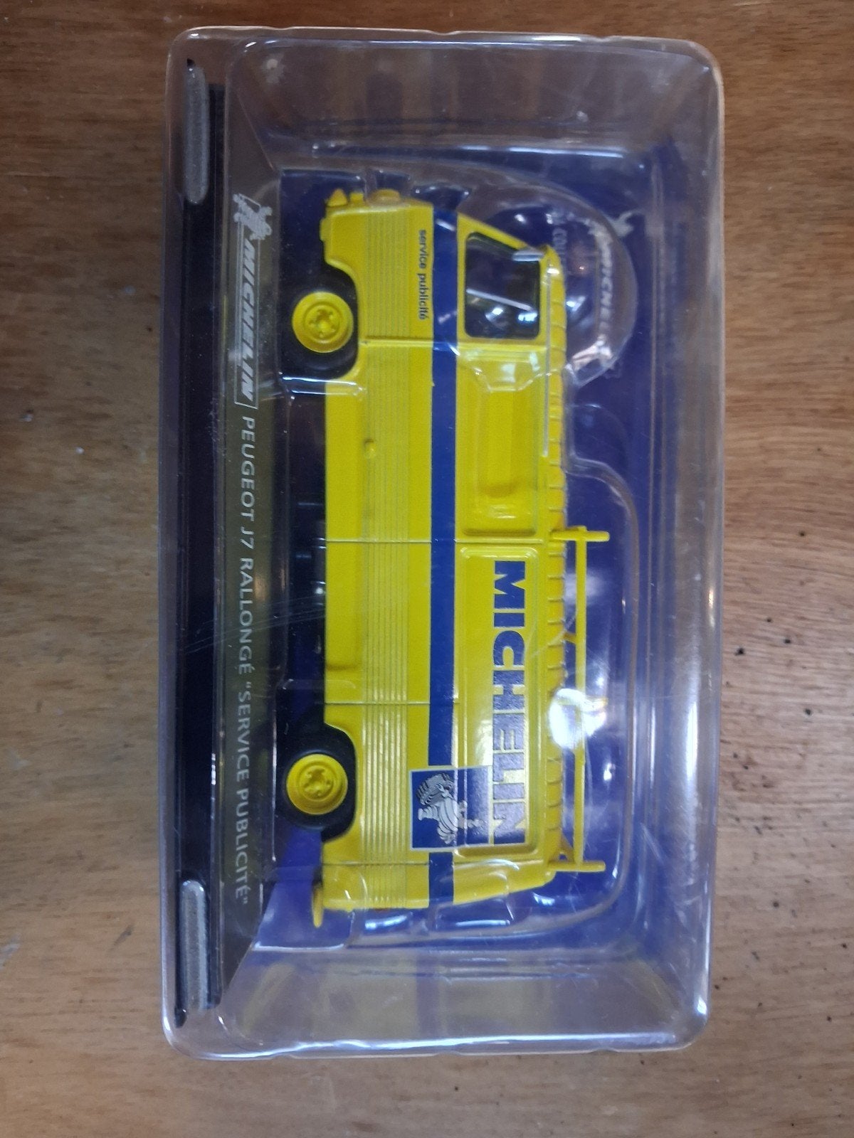 Miniatuur  auto michelin nieuw in doos, Ophalen, Groter dan 1:32, Auto, Overige merken