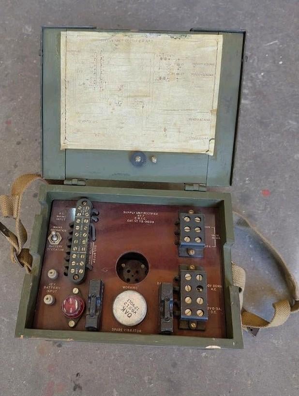 Supply unit rectifier, Engels telex radio communicatie, Ophalen of Verzenden, Landmacht, Engeland, Boek of Tijdschrift