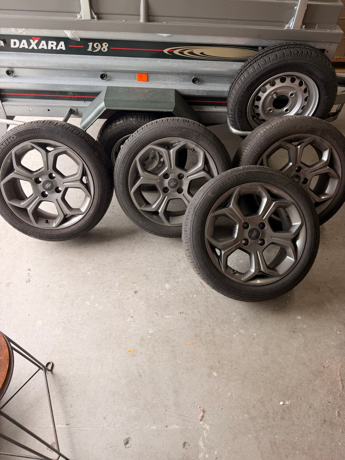 Ford EcoSport 17 inch velgen + Kumho 205/50 R17 banden, Ophalen, Gebruikt, Banden en Velgen, 17 inch