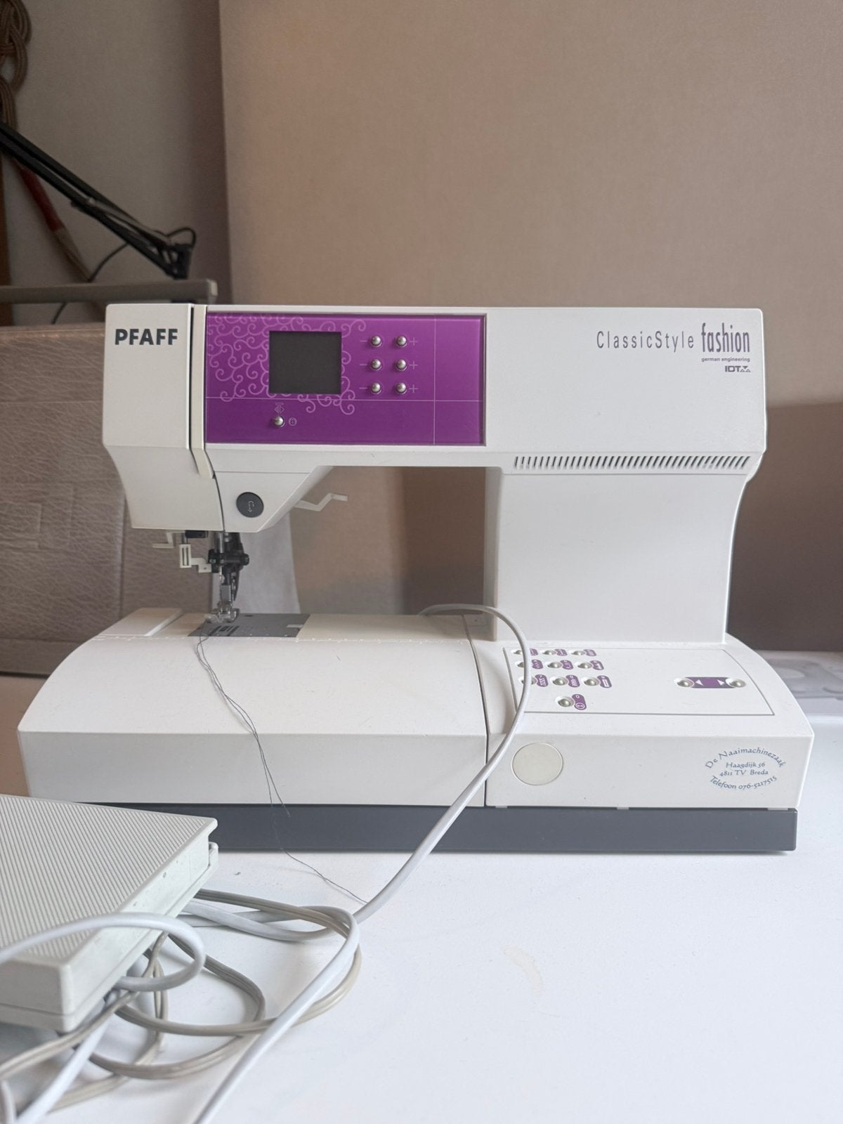 Pfaff ClassicStyle Fashion – IDT systeem, Ophalen, Gebruikt, Naaimachine, Pfaff