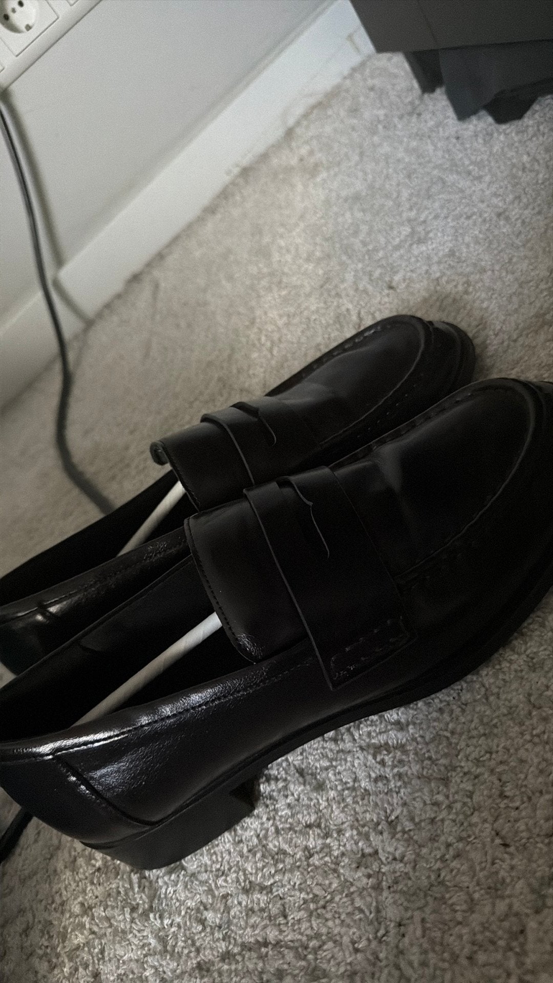 Donkerbruine gloednieuwe loafers, Kleding | Dames, Bruin, Verzenden, Instappers, Zo goed als nieuw