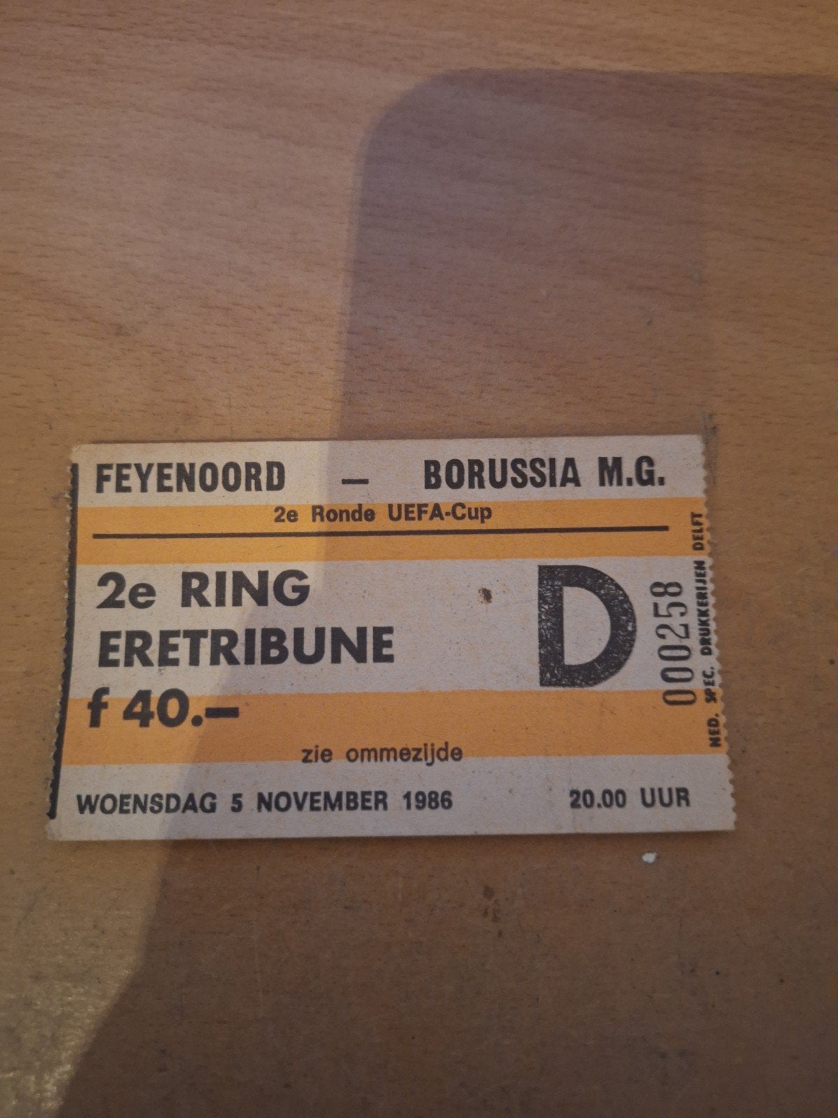 TICKET 86/7 UEFA Cup Feyenoord v Borussia Monchengladbach, Verzamelen, Sportartikelen en Voetbal, Ophalen of Verzenden, Zo goed als nieuw