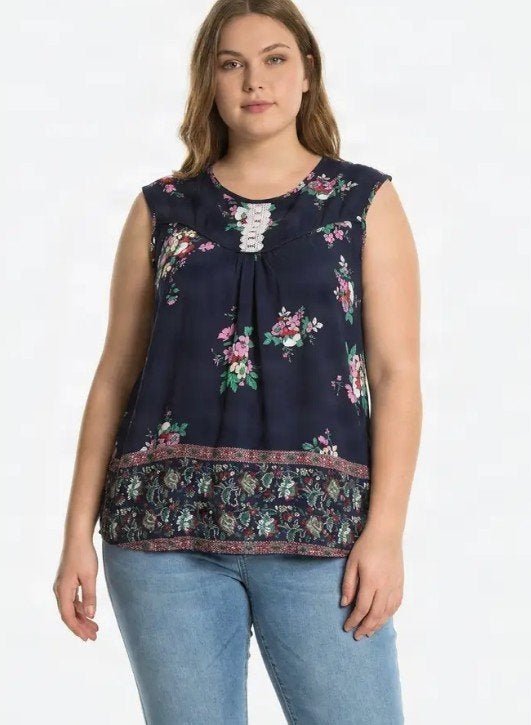Mouwloze top Blauw met bloemen  46 / 48 PLUS SIZE boho ibiza, Ophalen of Verzenden, Nieuw, Blauw, Shirt of Top