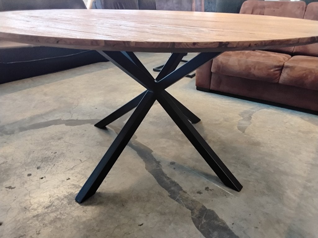 Nieuwe ronde tafel kruispoot. Van 799= nu 350. Second Life., Ophalen, Nieuw, Vijf personen of meer, 100 tot 150 cm