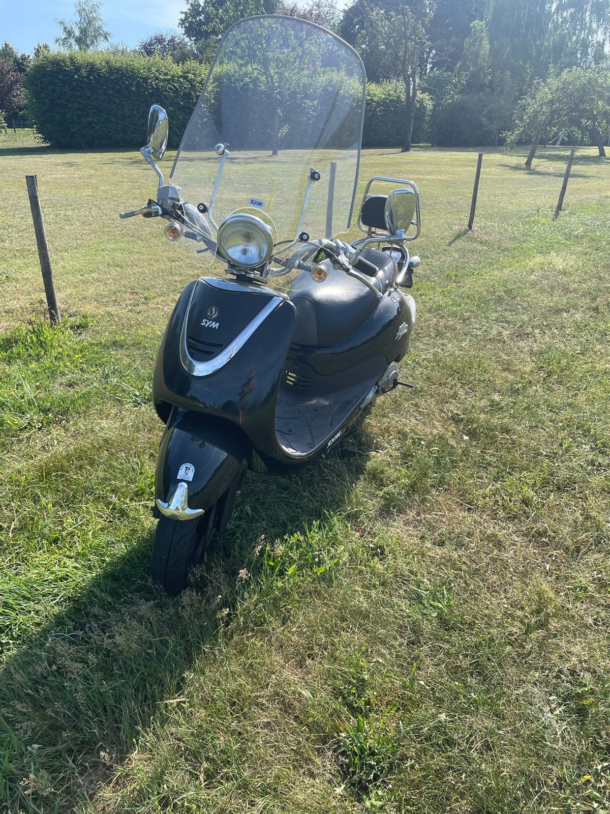 SYM Allo scooter - Zwart, goed onderhouden, Fietsen en Brommers, Scooters | SYM, Ophalen, Gebruikt, Allo, Benzine