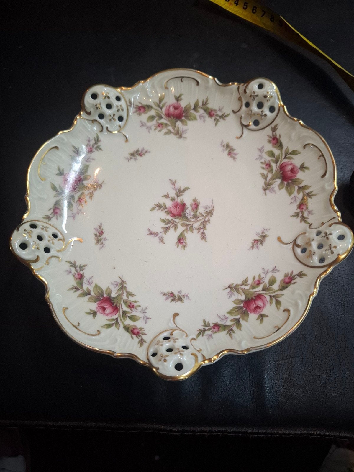 Rosenthal Moliere Milieus schaal met rozen decor, Ophalen of Verzenden
