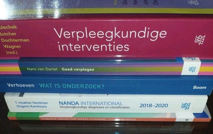 Verpleegkunde boeken (set of 11), Boeken, Gelezen, Diverse auteurs, Gamma, HBO