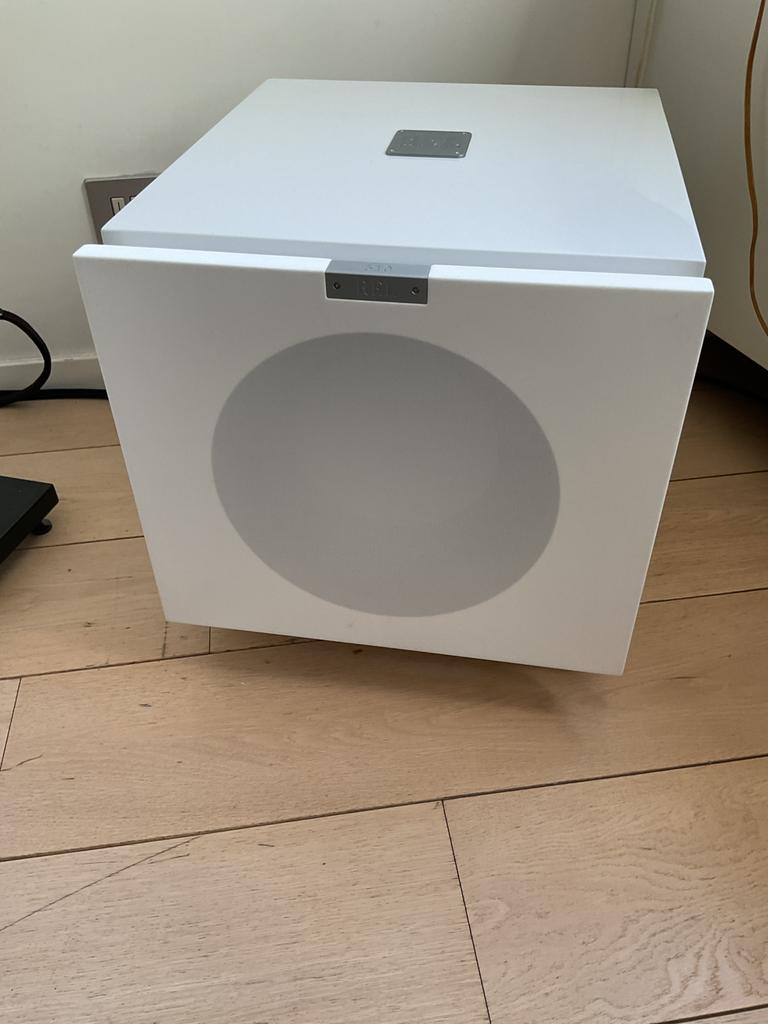 REL S510 white, Audio, Tv en Foto, Luidsprekers, Subwoofer, Zo goed als nieuw, 120 watt of meer, Ophalen