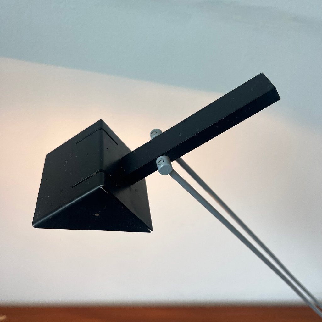 Postmodern jaren 80 Italiaans design halogeen lamp memphis, Bureaulamp, Gebruikt, Overige merken, Met schakelaar