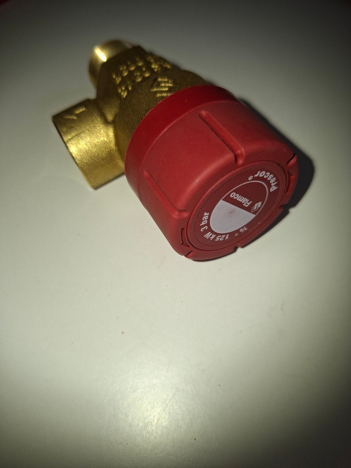Flamco Prescor 3bar overstortventiel 1/2 inch DN15, Doe-het-zelf en Verbouw, Sanitair, Ophalen of Verzenden