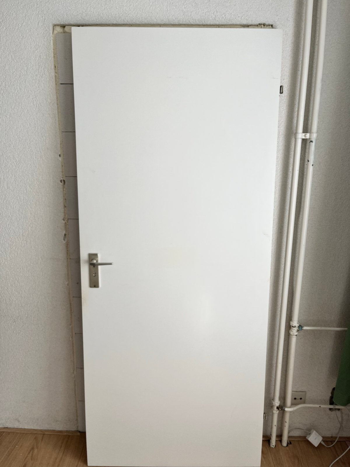 Witte binnendeur met klink - 200x83 cm, Doe-het-zelf en Verbouw, Deuren en Horren, Ophalen, Gebruikt, 80 tot 100 cm, Binnendeur