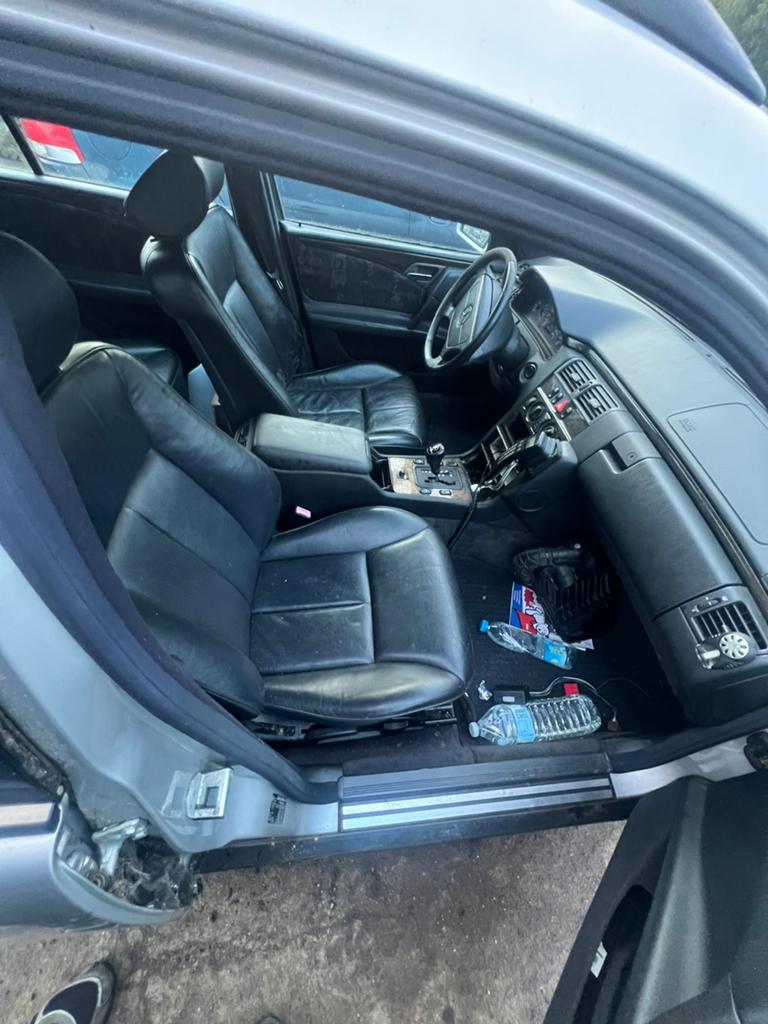Mercedes e klasse w210 in onderdelen leer, Ophalen of Verzenden, Voor, Motorkap