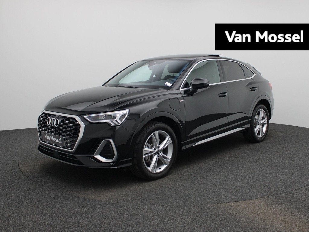 Audi Q3 Sportback 45 TFSI e S Edition 245 PK | S-line | Auto, Auto's, Audi, 12 maanden, Gebruikt, Zwart, Hybride Elektrisch/Benzine